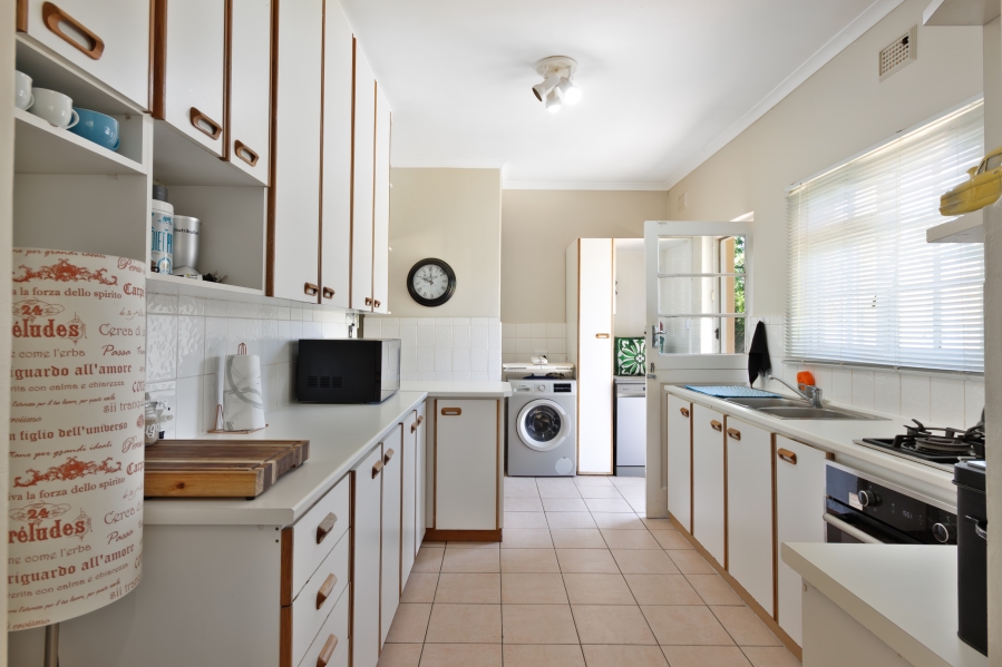 4 Bedroom Property for Sale in Morningside Western Cape